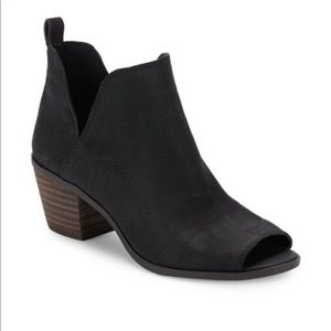 Lucky Brand Barren Bootie , 5.5 , NIB